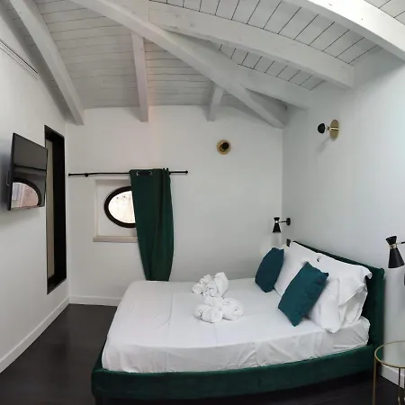 B&B Nea Fondi